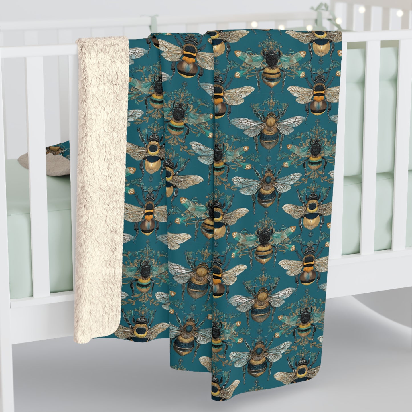 Soft Sherpa Fleece Blanket with Bee Design, Cozy Throw, Gift for Bee Lovers, Home Decor, Perfect for Winter