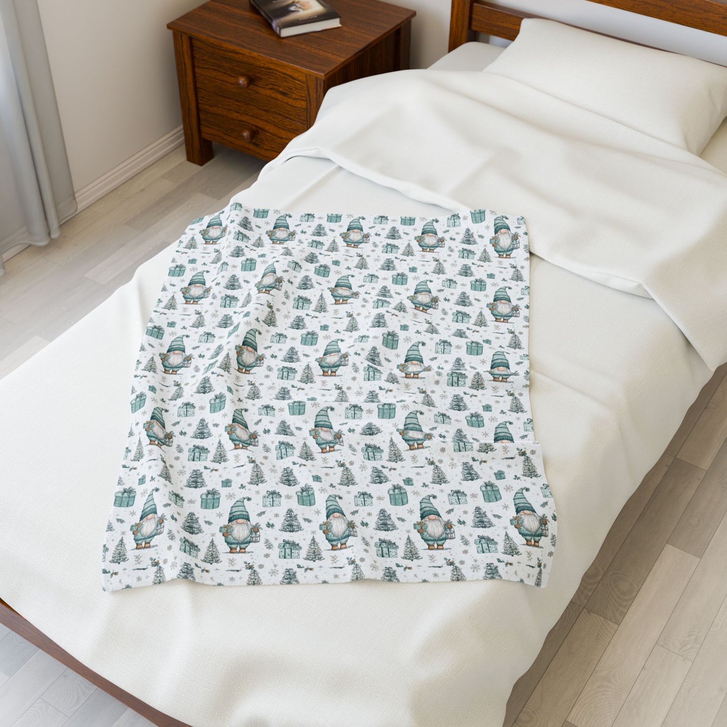 Cozy Velveteen Plush Blanket - Winter Gnomes Design, Perfect for Holiday Decor, Snuggling, Gift for Friends, Home Warmth