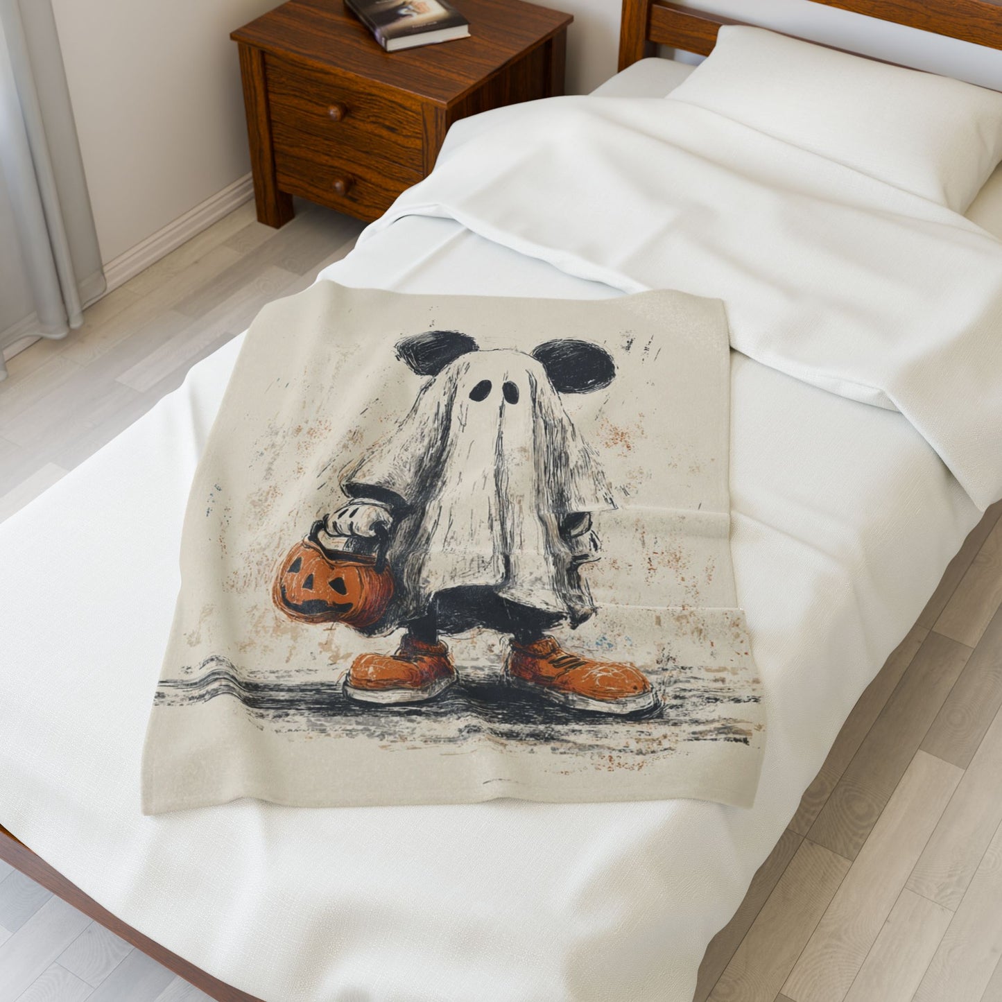 Cozy Halloween Velveteen Plush Blanket, Fall Decor, Trick-or-Treat Gift, Soft Throw for Kids & Adults, Spooky Home Accents