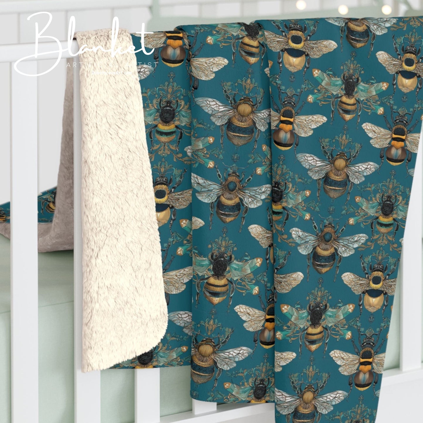 Soft Sherpa Fleece Blanket with Bee Design, Cozy Throw, Gift for Bee Lovers, Home Decor, Perfect for Winter