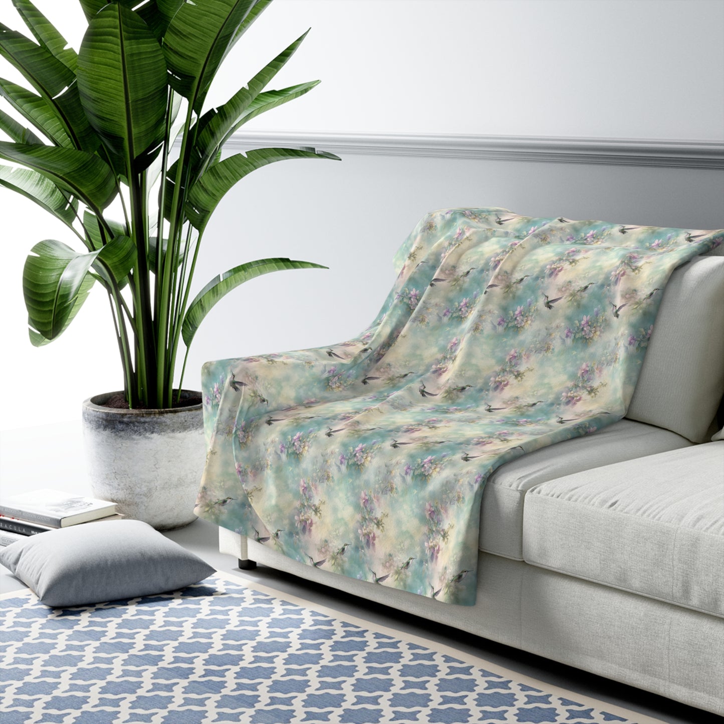 Sherpa Fleece Blanket - Soft Turquoise Hummingbirds