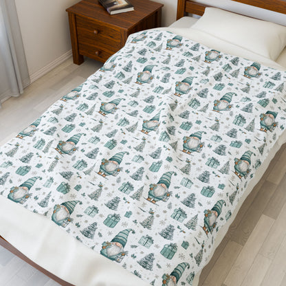 Cozy Velveteen Plush Blanket - Winter Gnomes Design, Perfect for Holiday Decor, Snuggling, Gift for Friends, Home Warmth