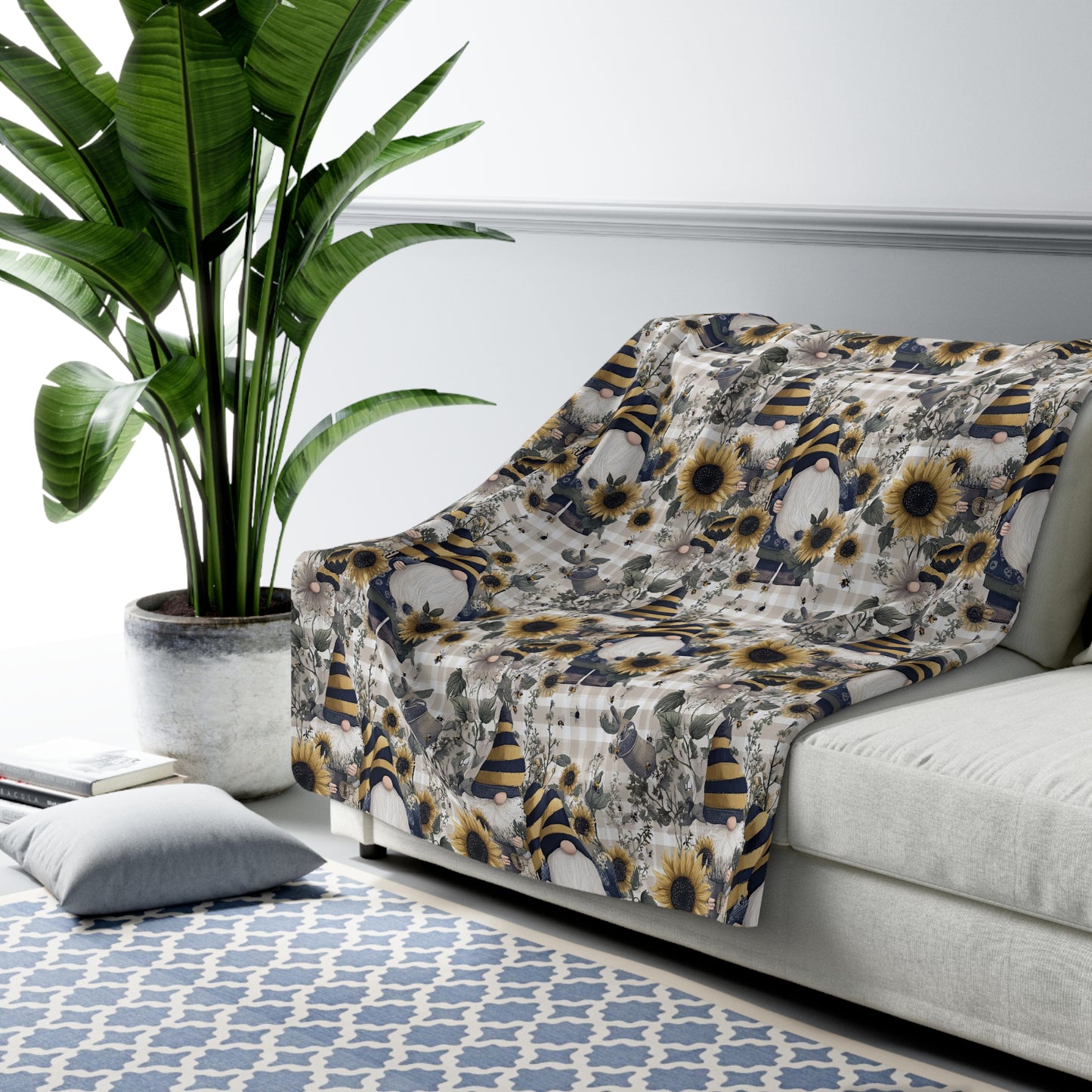 Cozy Floral Sherpa Fleece Blanket, Perfect for Home Decor, Gift for Her, Warm Throw for Winter Nights, Floral Pattern Blanket, [...]