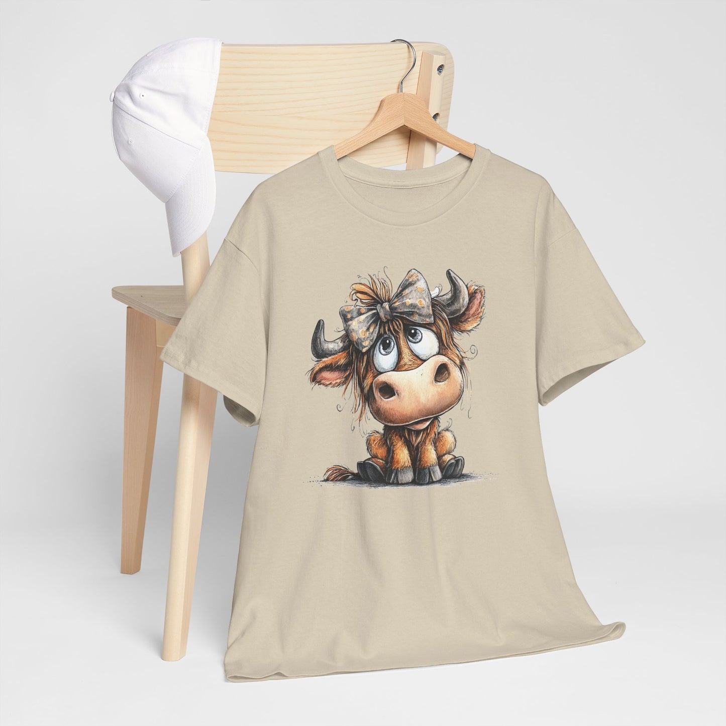 Cute Highland Cow Graphic Tee for Animal Lovers, T-Shirt for Kids & Adults, Farmhouse Decor