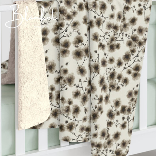 Cozy Floral Sherpa Fleece Blanket - Warm Throw for Home, Gift for Housewarming, Romantic Decor, Winter Comfort, Cozy Nights